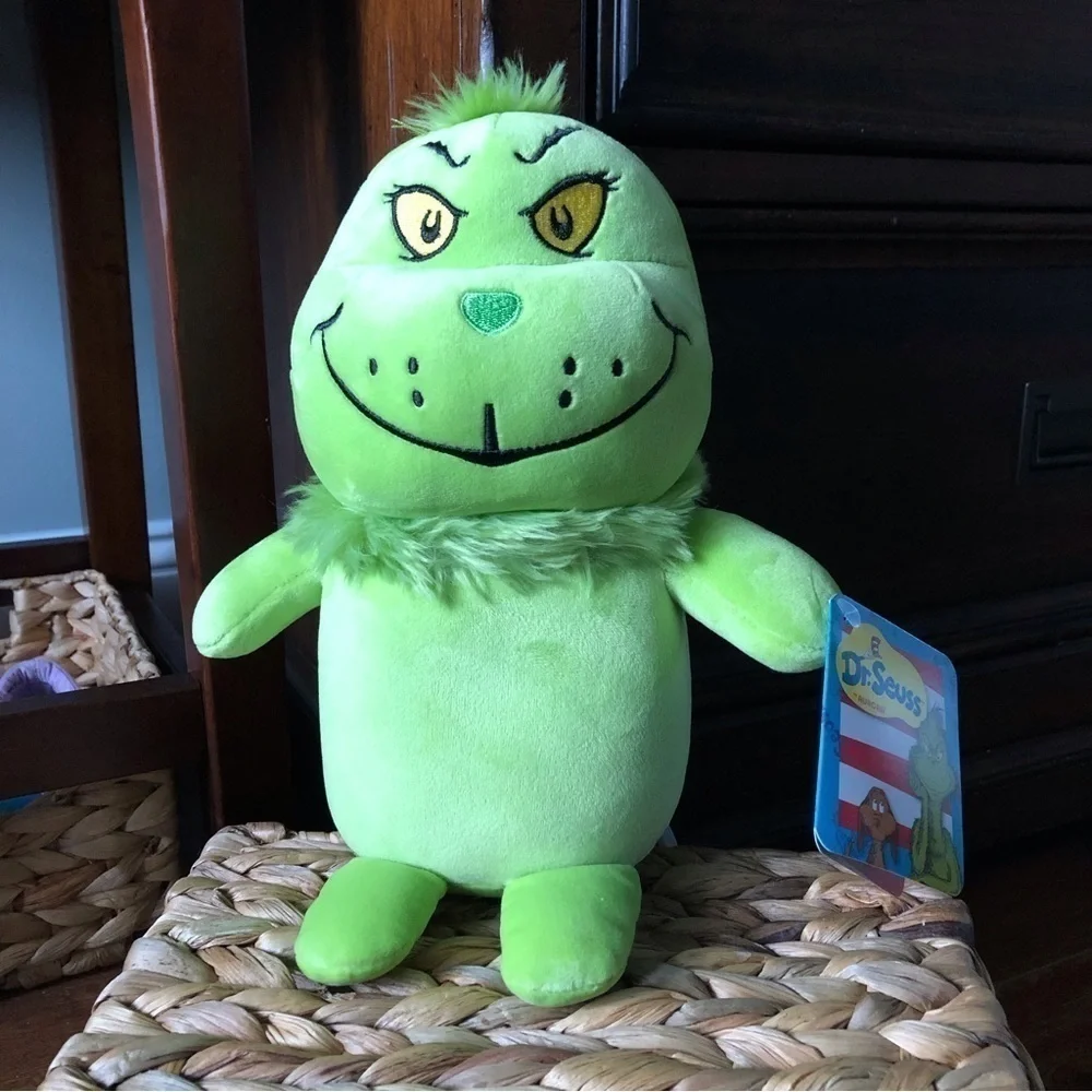 Aurora Dr. Seuss, The Grinch Stuffed pillow friend